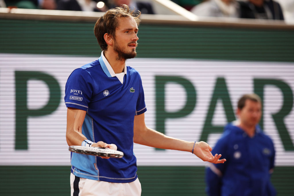 发了一系列 发了一系列